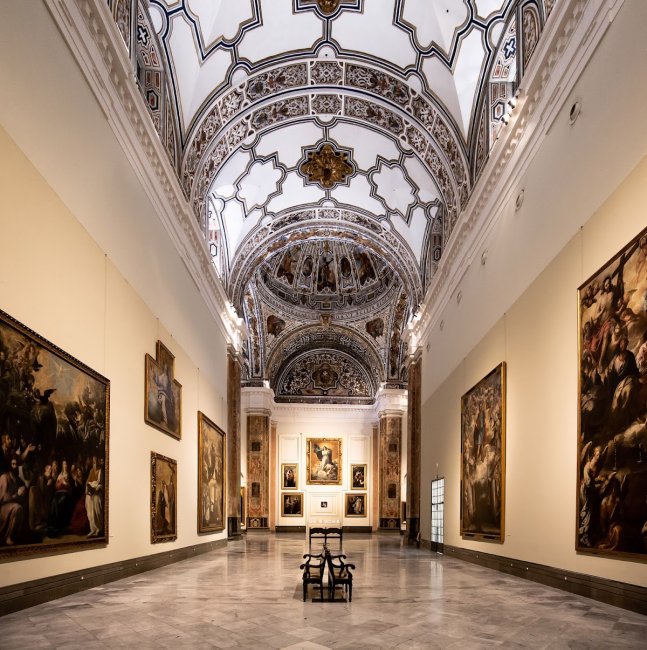 Fine arts museum (1/3)
