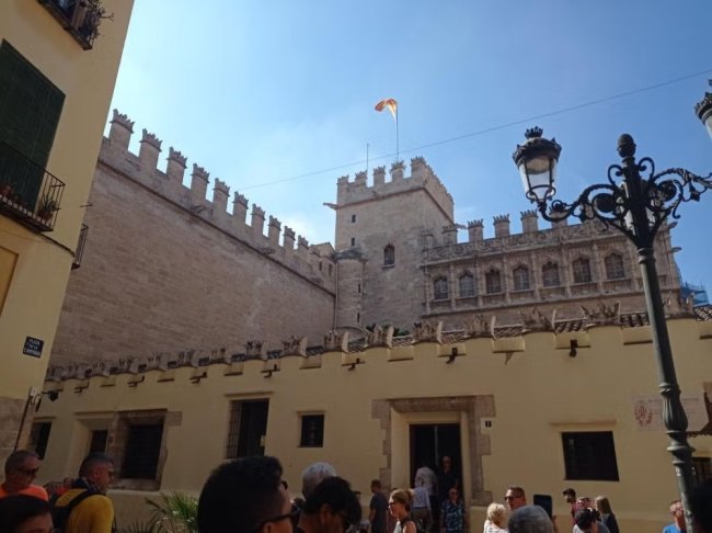 Free tour of valencia (2/3)
