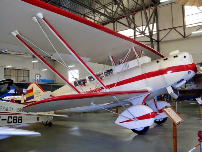 Museum of aeronautics and astronautics (1/3)