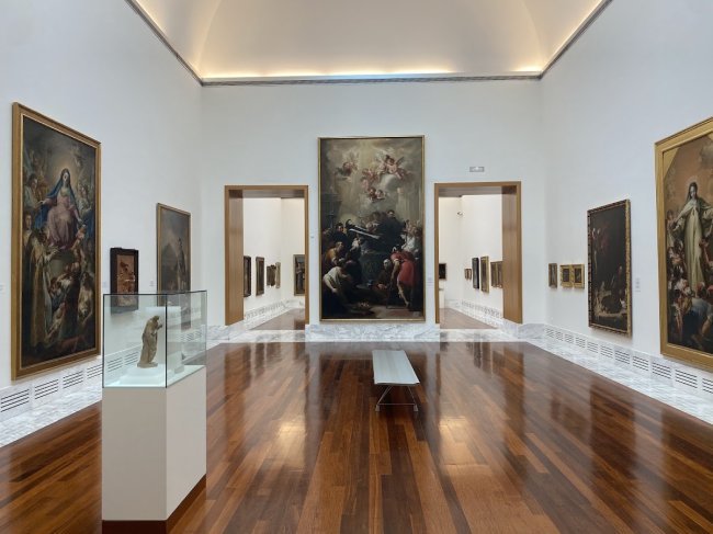Fine arts museum (3/3)